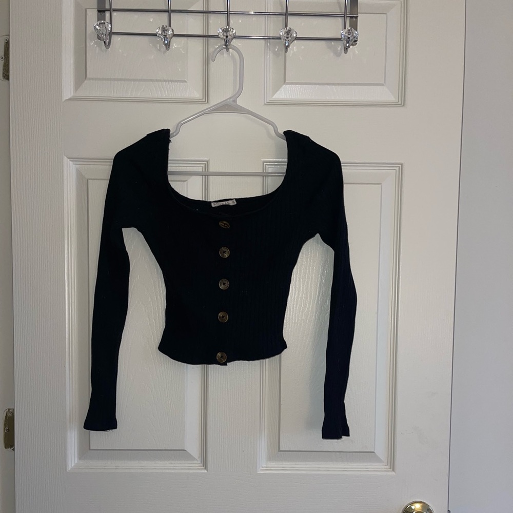 Heart and Hips Black Crop Shirt